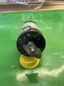 BOEING 707 N606-1B SOLENOID SWITCH *AR* VINTAGE TWA
